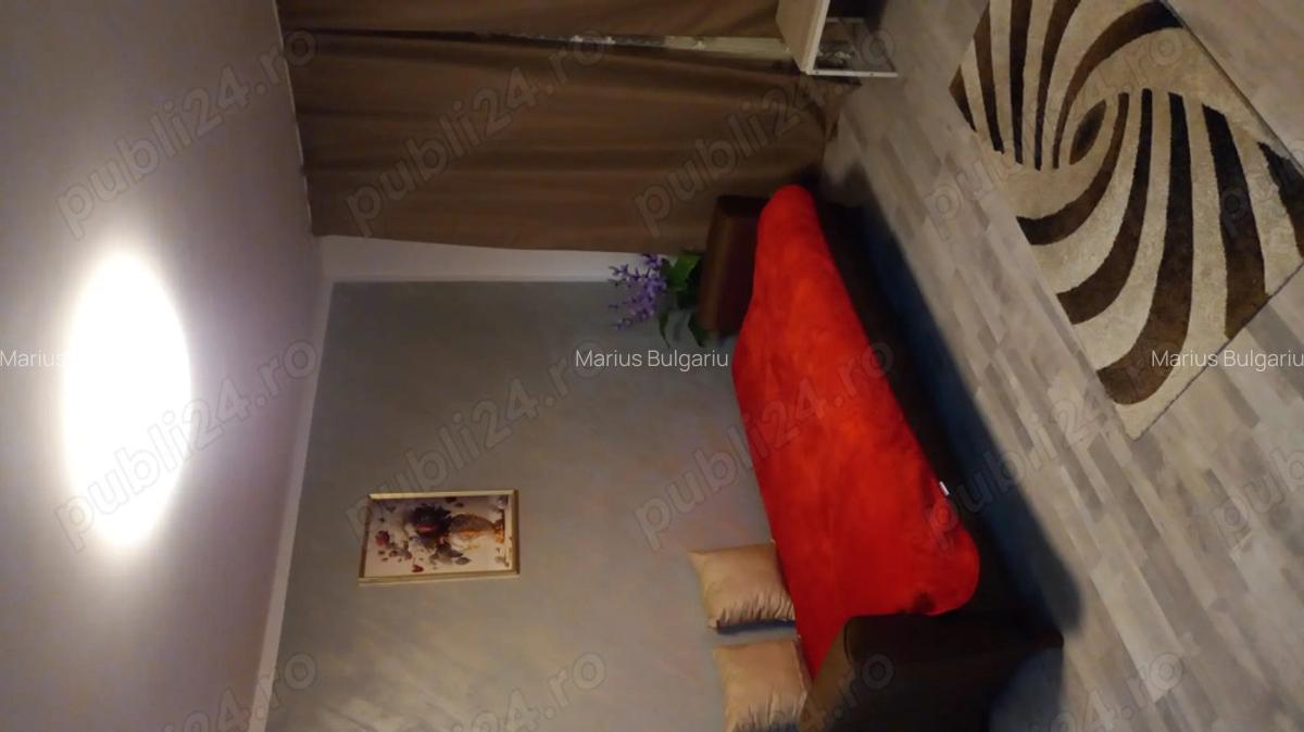 Apartament decomandat cu trei camere situat la parter. - 2