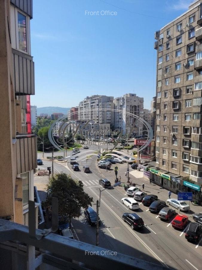 Apartament spatios in zona Pietei Marasti - 11