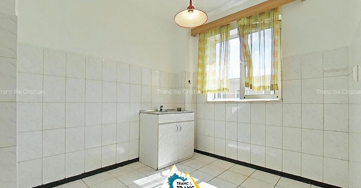 Oportunitate unica apartament cu 3 camere in Lipova - 8