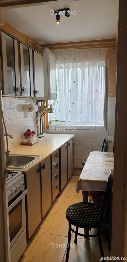 Proprietar vand apartament 3 camere, 2 balcoane, 1 minut de Spitalul Jude?ean - 5
