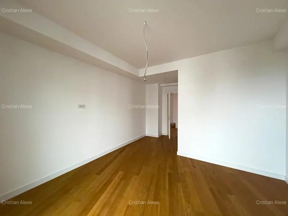 Apartament cu 4 camere semidecomandat în Pipera - 14