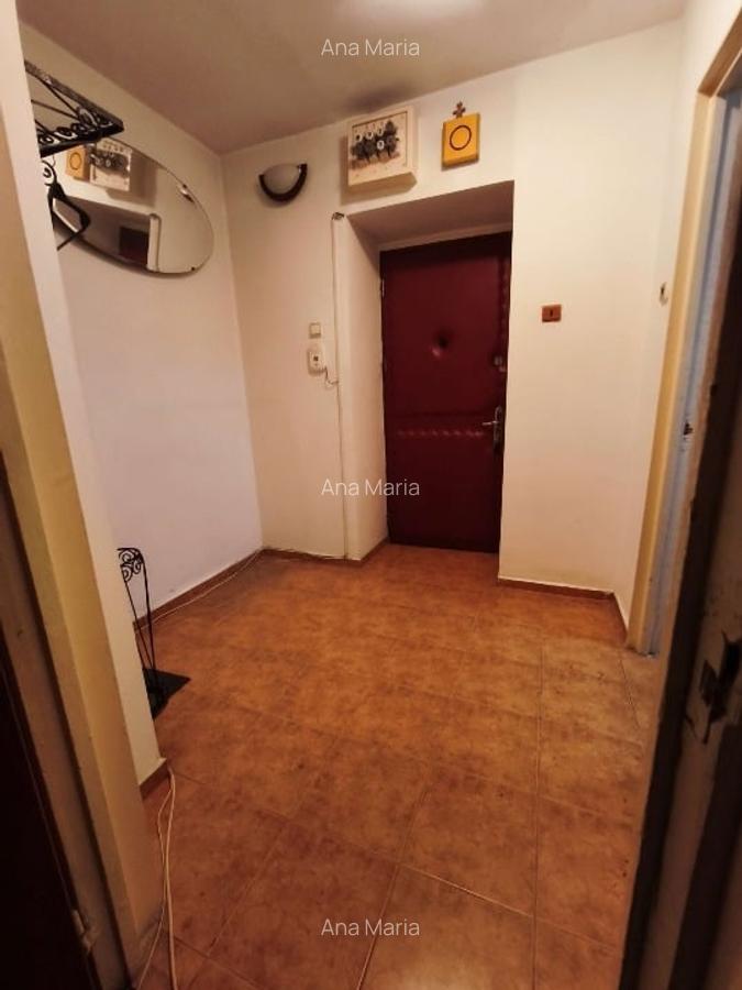 Apartament cu 3 camere semidecomandat în Lujerului - 8