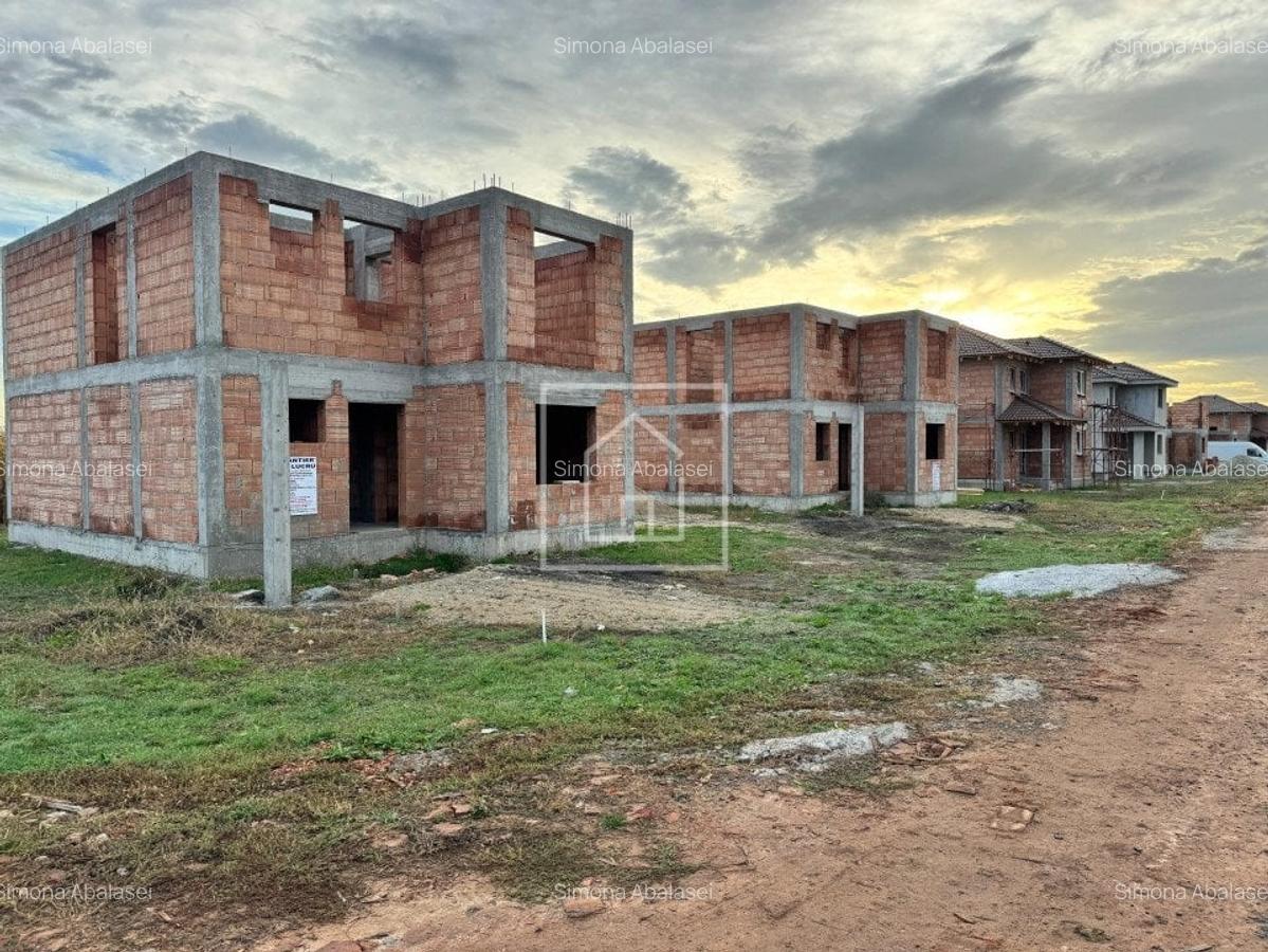 Casa individuala cu 5 camere, 3 bai si 350 mp teren in Sura Mica - 15