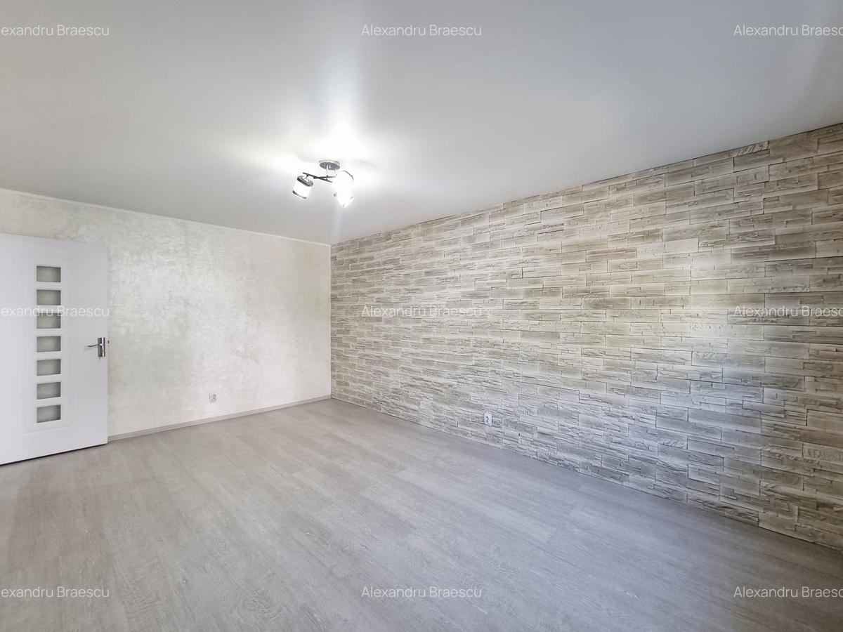 Apartament renovat complet Piata Centrala "Starea Civila" etaj 2 LIBER - 2