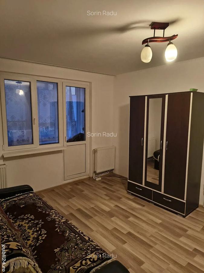 Vand Apartament 2Camere 55mp Zona Cazarmii Etajul 1 - 3