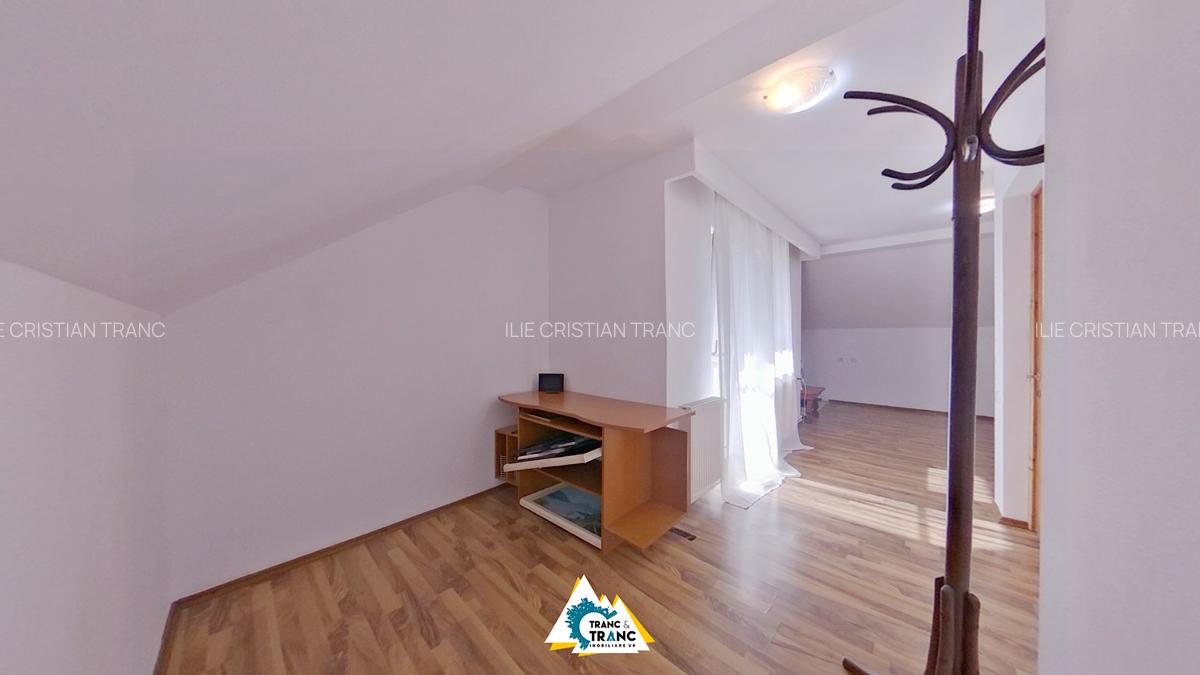 Casă cu 3 camere în Aurel Vlaicu - 5