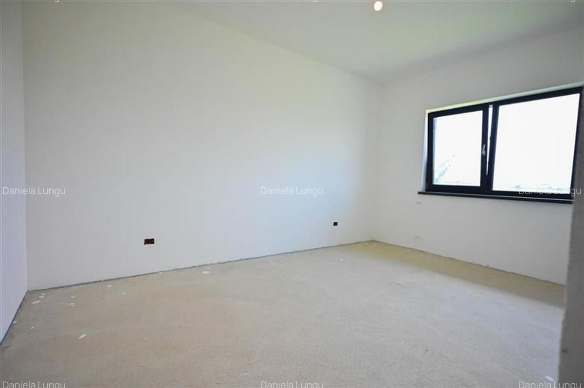 Casa noua pe parter,salon generos,terasa, pod mansardabil,teren 476mp,Sanpetru B - 7