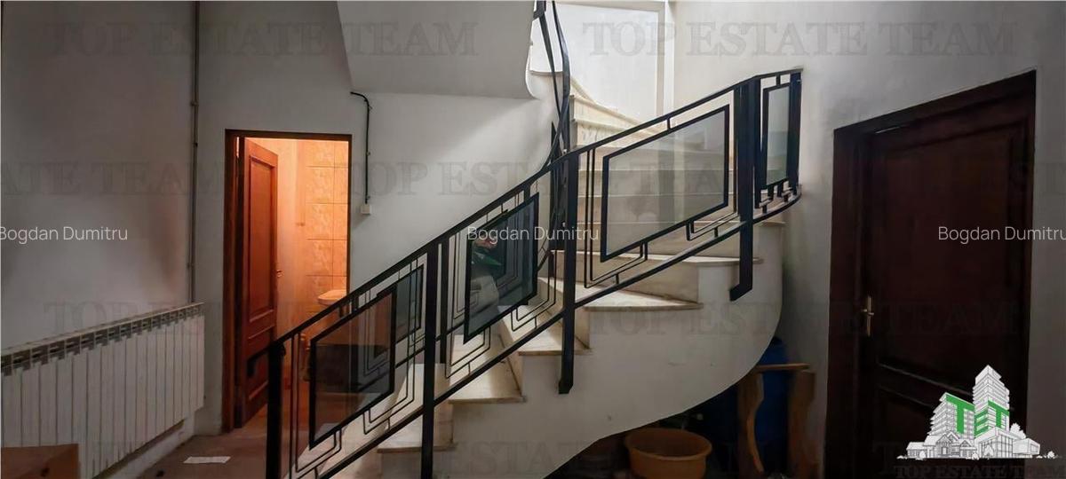 Vila de vanzare S+P+2+M 10 camere, 1000mp, teren 3700mp, Bucuresti, Cartierul Dr - 17