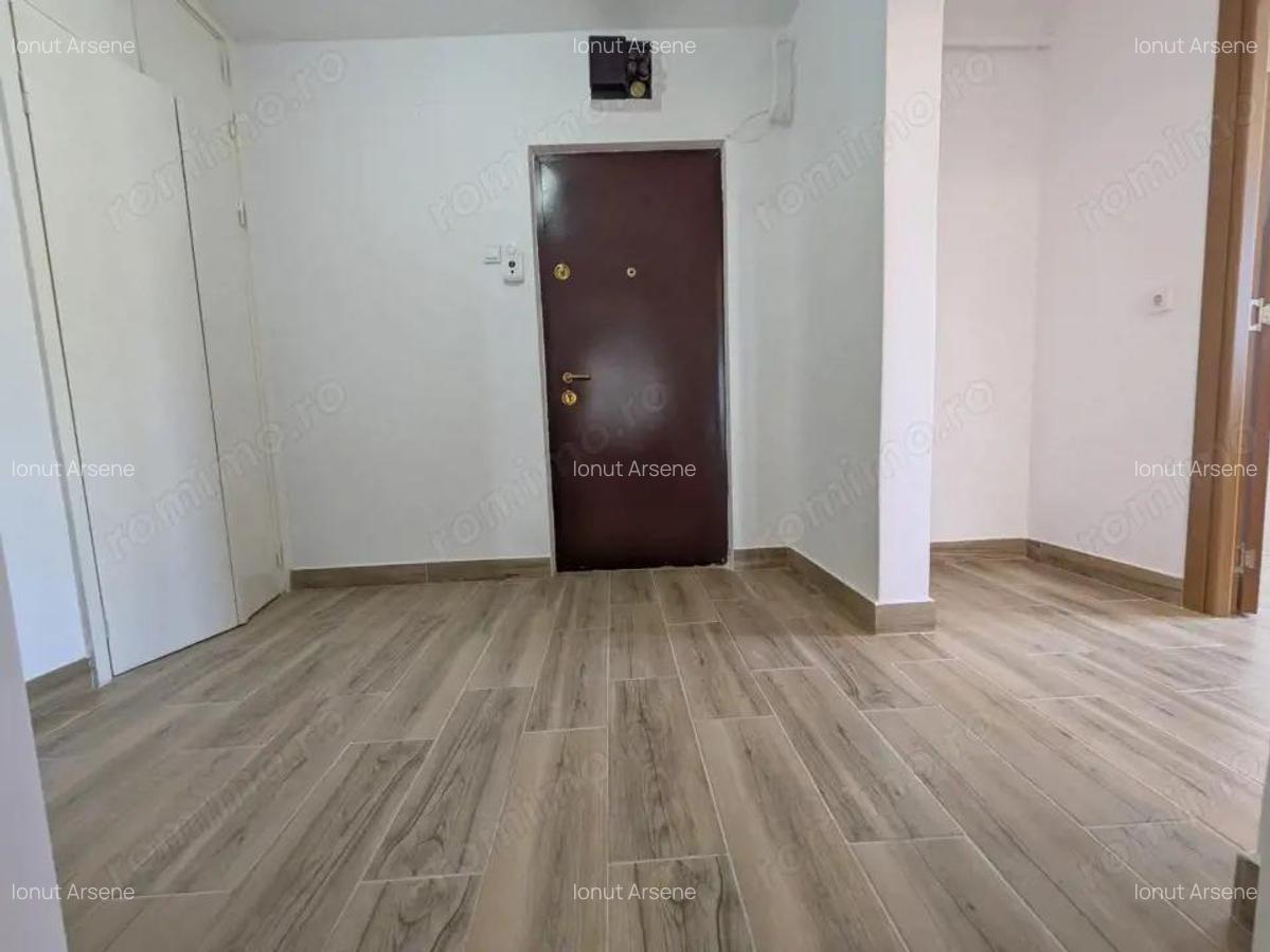 Orizont - STRADAL, Apart 2 cam decomandat, renovat, balcon lung - 7