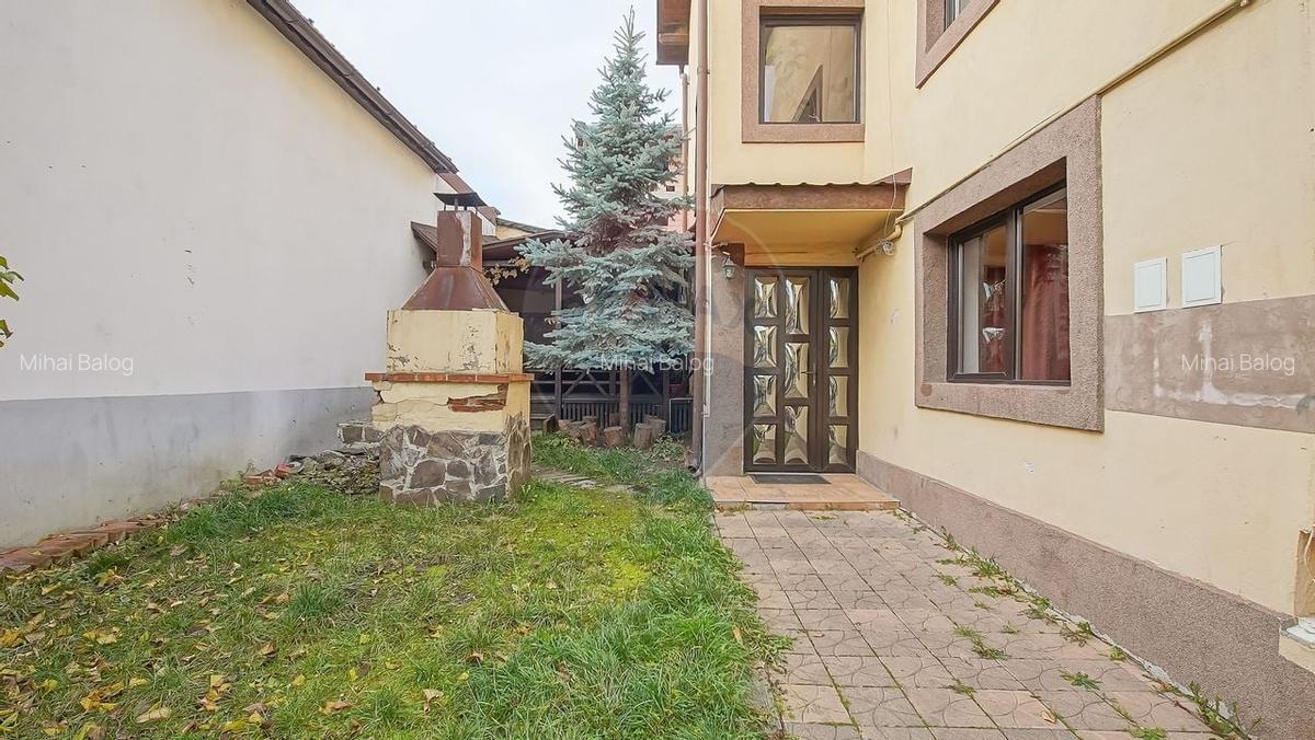 Casa / Vila cu 12 camere de vanzare in zona Astra - 23