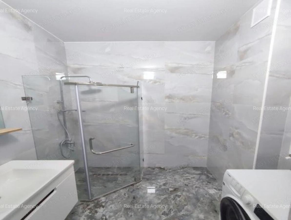 2 camere in zona Soarelui - 3