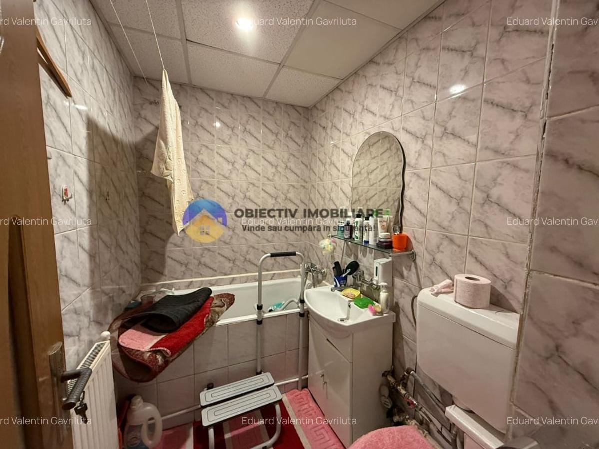 Apartament 2 camere - Centru, Etaj 2 - 12