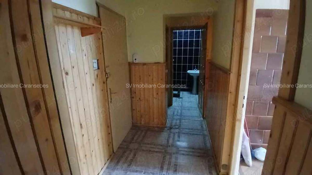 Comision 0 - Apartament cu 2 camere, zona Garii, Caransebes - 9