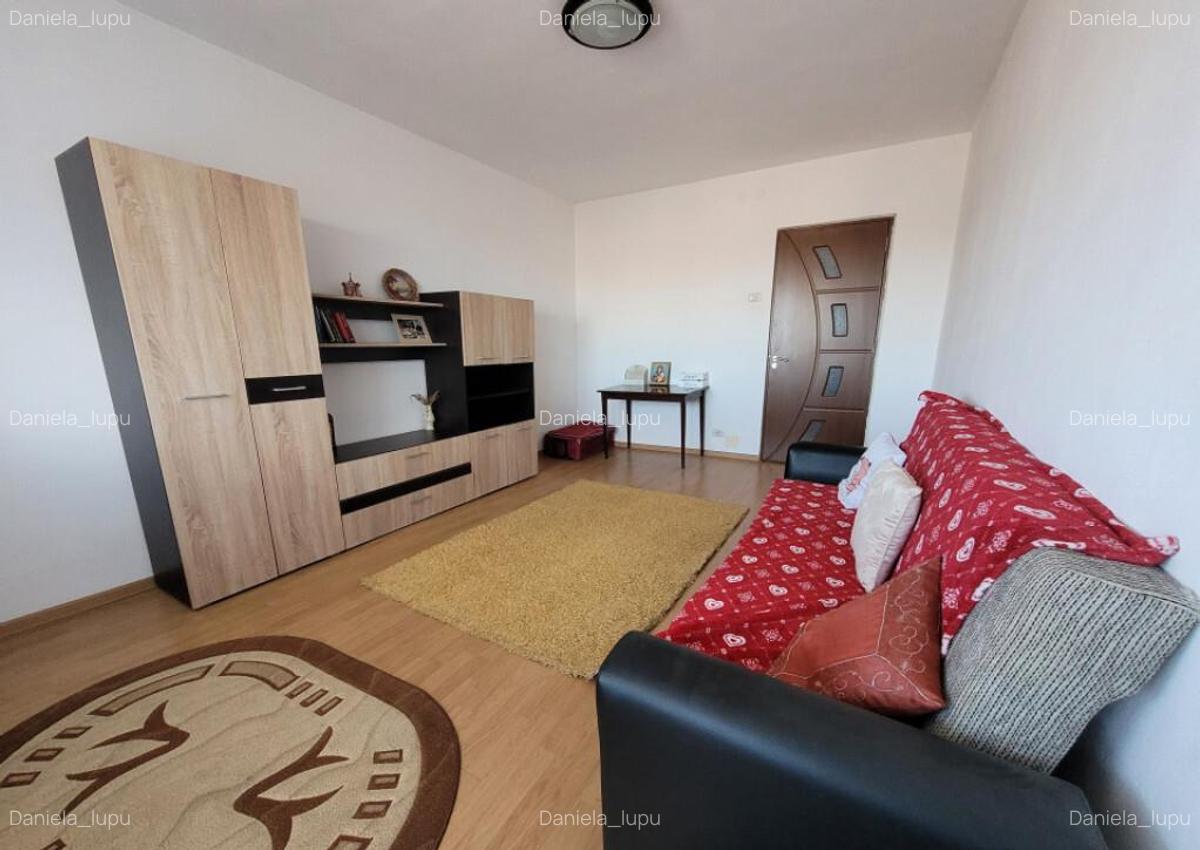 Apartament 2 camere, decomandat, semicentral, Targu-Jiu - 4 Apartament 2 camere, decomandat, semicentral, Targu-Jiu - 4