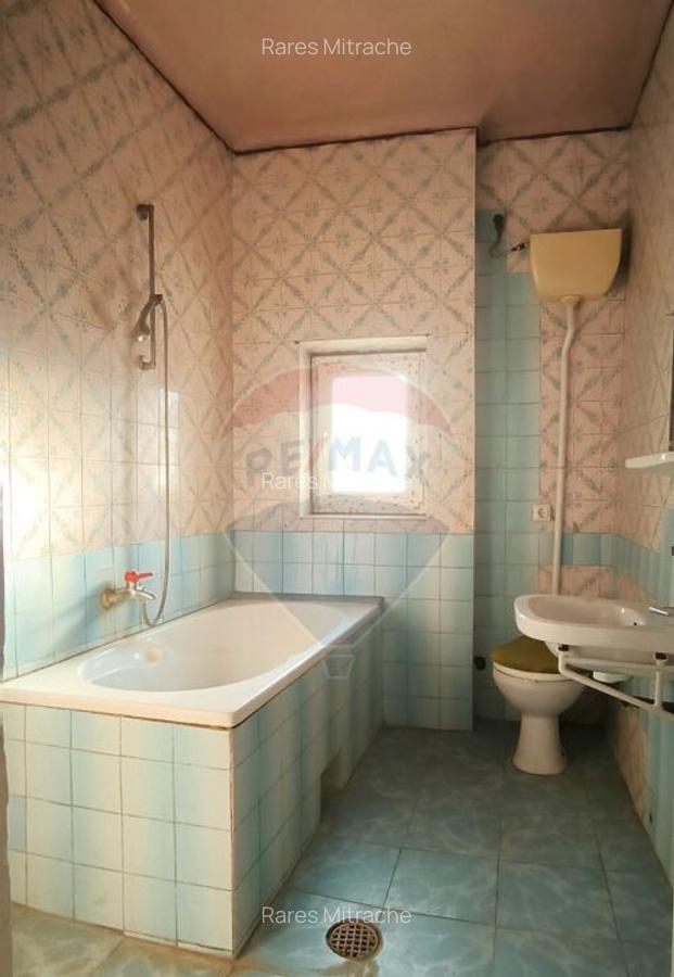 Casa cu istorie in inima Dumbraveniului 15 min. de... - 36