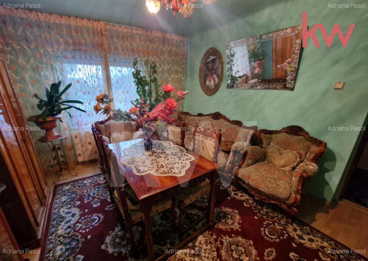 De vanzare casa pe teren de 1.390 m2 Craiova, Str. Bu - 19