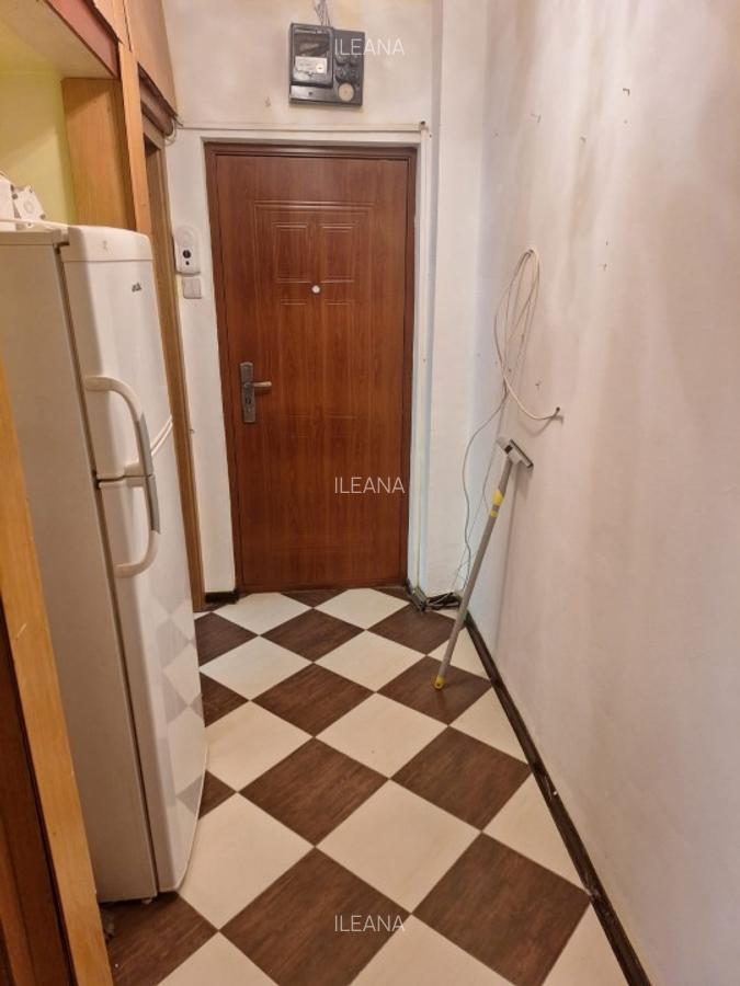 Km.4-5,școala 37 ,apartament 2 camere - 1
