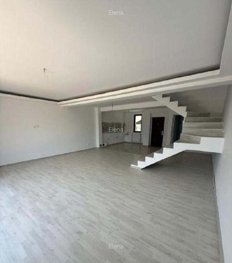 Triplex cu 4 camere|finisaje de calitate|pozitie buna - 3