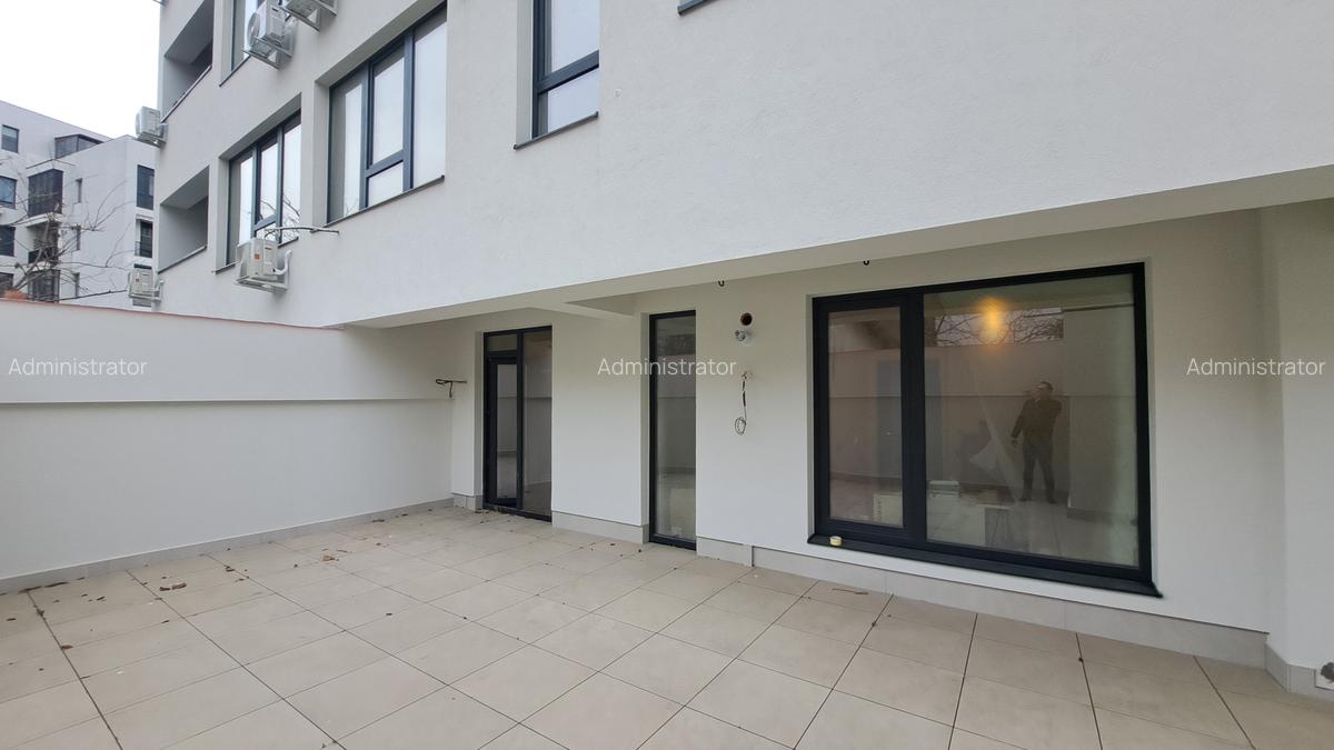 Apartament cu 2 camere semidecomandat în 13 Septembrie - 20