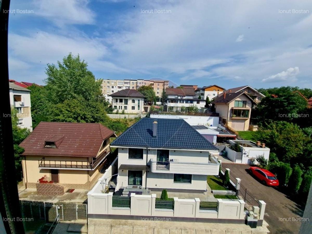 Apartament spatios cu balcon - P. Neamt - 16