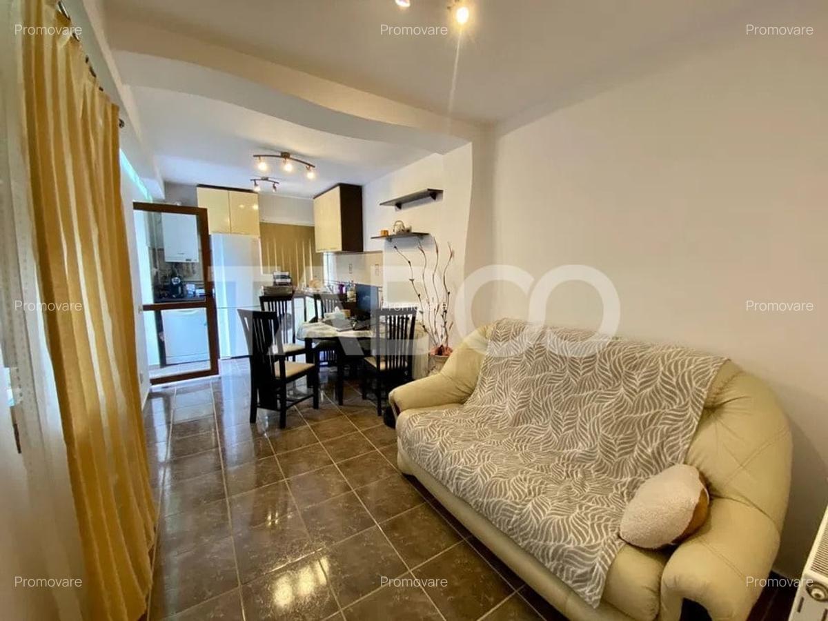Apartament la casa cu garaj si terasa  - Calea Poplacii Sibiu - 2