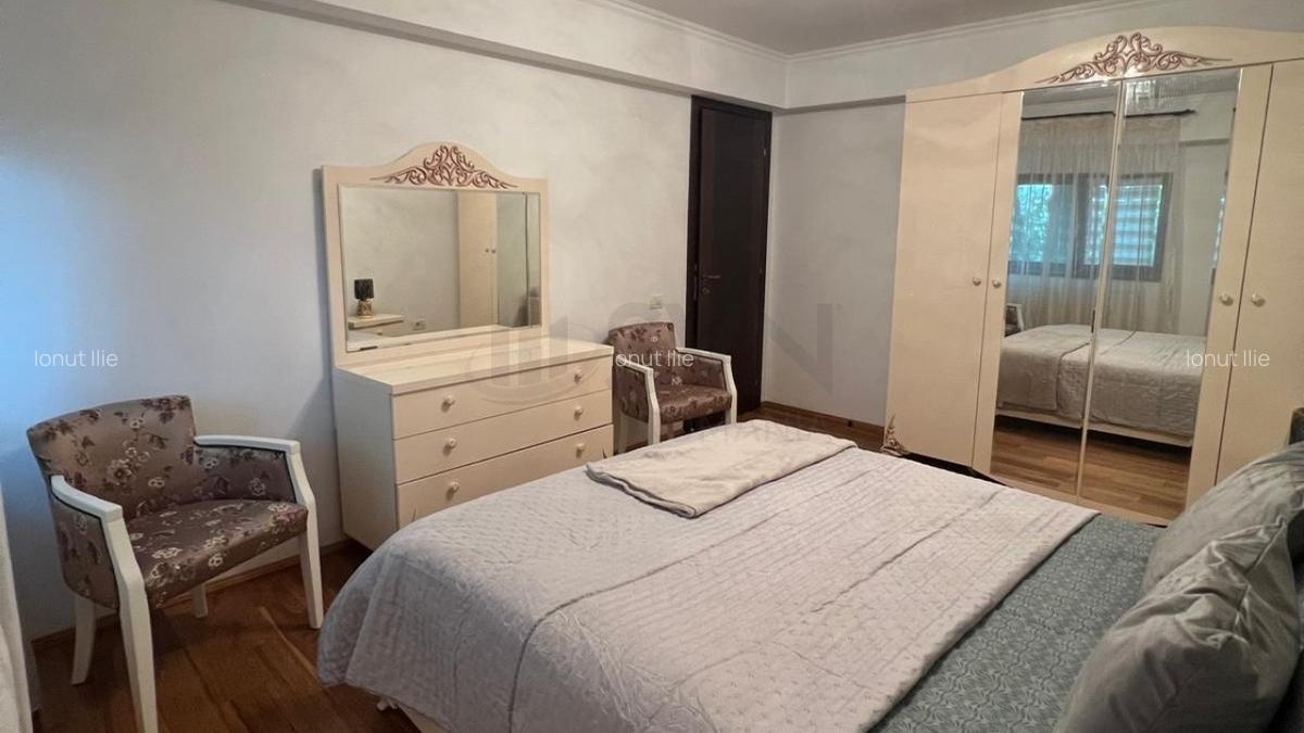REA0056578 Apartament 4 camere - Petrom City - Damaroaia - 2