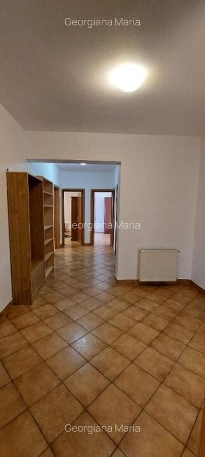 Apartament cu 4 camere decomandat în Herăstrău - 3