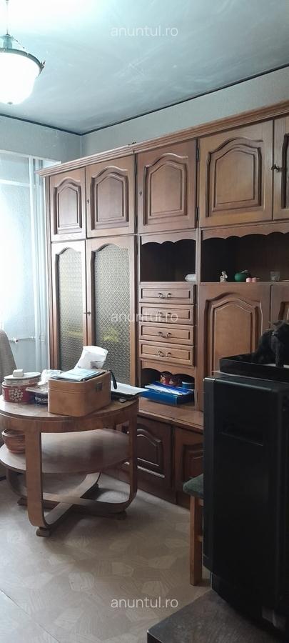 Dristor, metrou, etaj 4, bloc reabilitat - 2