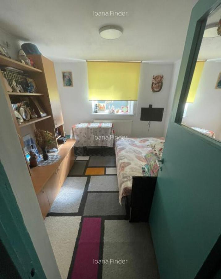 Casa cu 3 camere, garaj ?i curte spa?ioasa zona Giul - 7