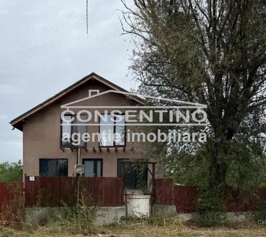 Se vinde imobil la 15 km de oras , in sat Bentu - 2