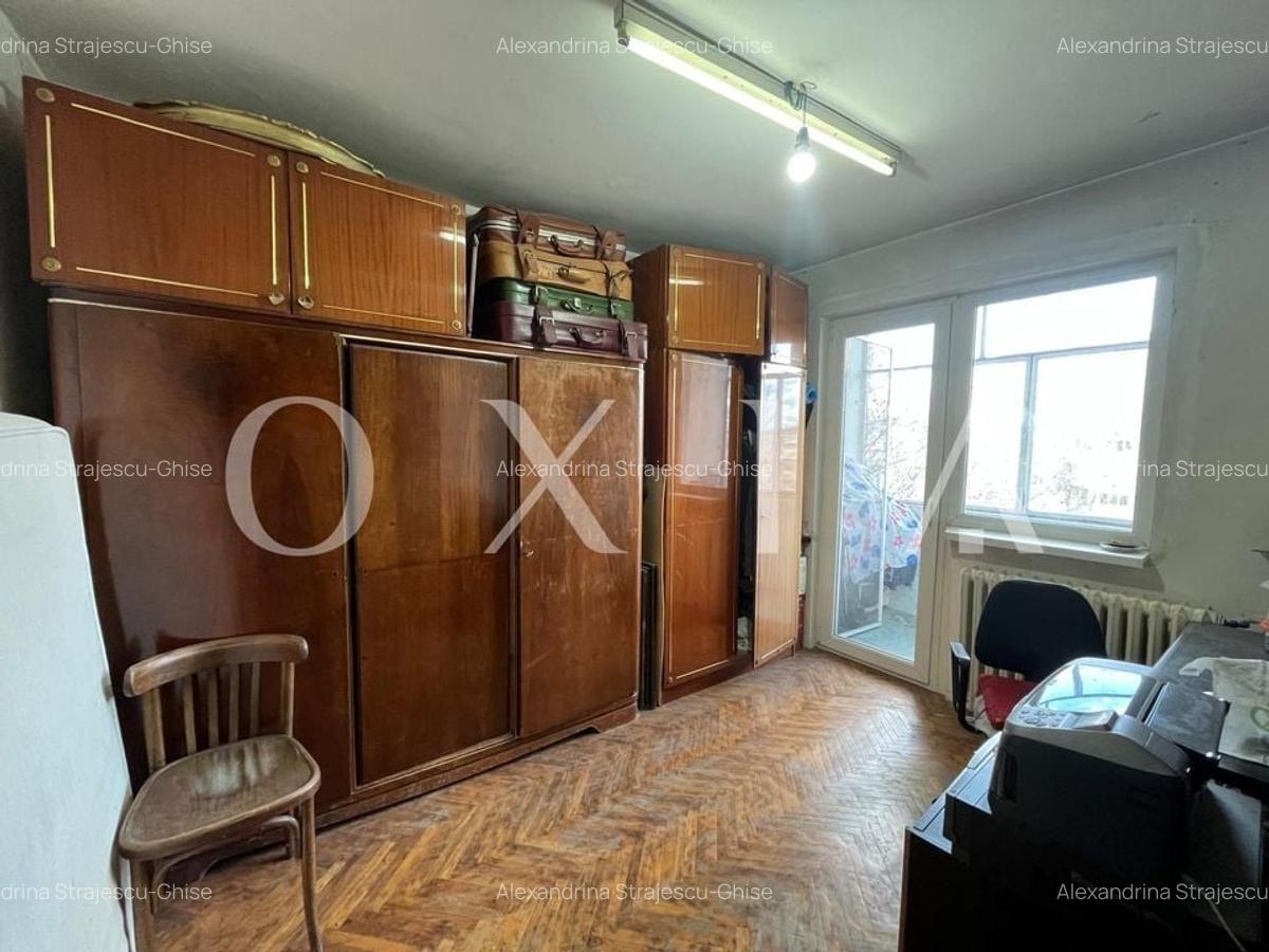 SX533 Dacia, Apartament 3 camere - necesita renovare - 4