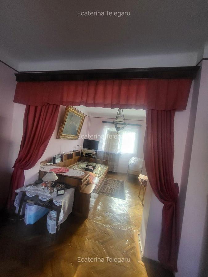 Vanzare Casa vintage 4 camere, curte proprie, centrala, garaj , Vatra Luminoasa - 3