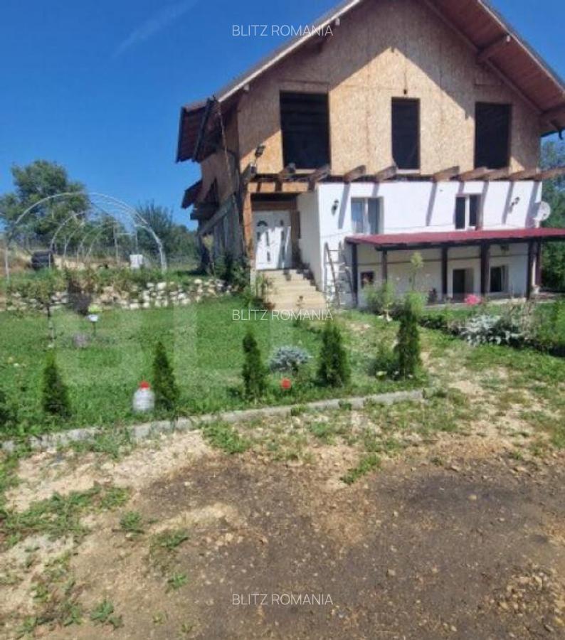 Casa PREDELUT , 4 camere - 5