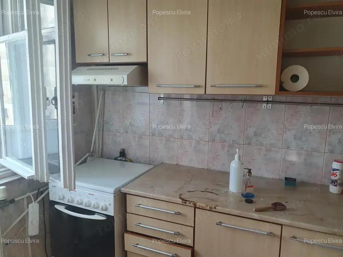 Vanzare 3 camere-decomandat-5 din 10-Dr Taberei-V Ialomitei-liber-bl 75-reabilitat-2 balcoane - 15