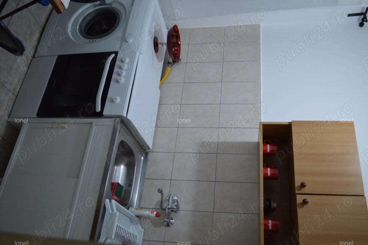 Garsoniera cu metrou la scara direct de la proprietar - 2