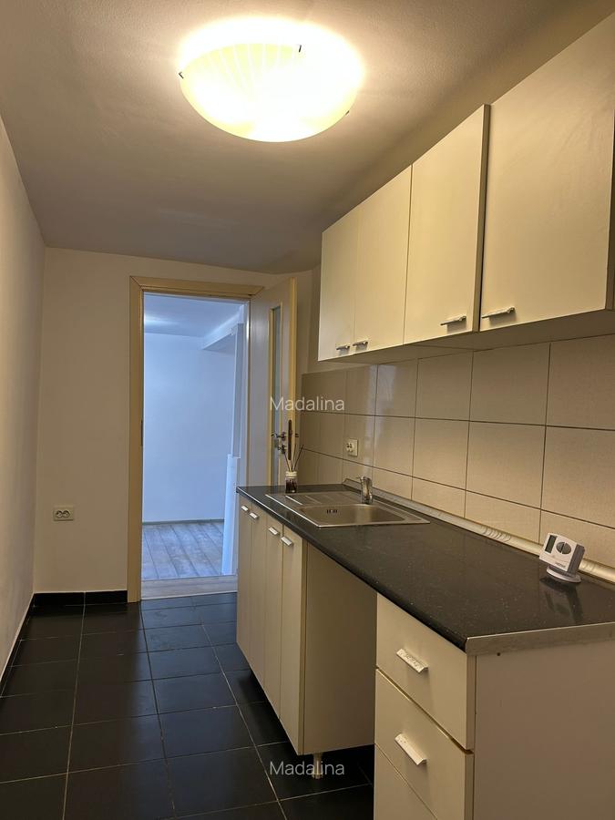 Propun spre vanzare o garsoniera intr-o zona Exclusivista!!! - 5