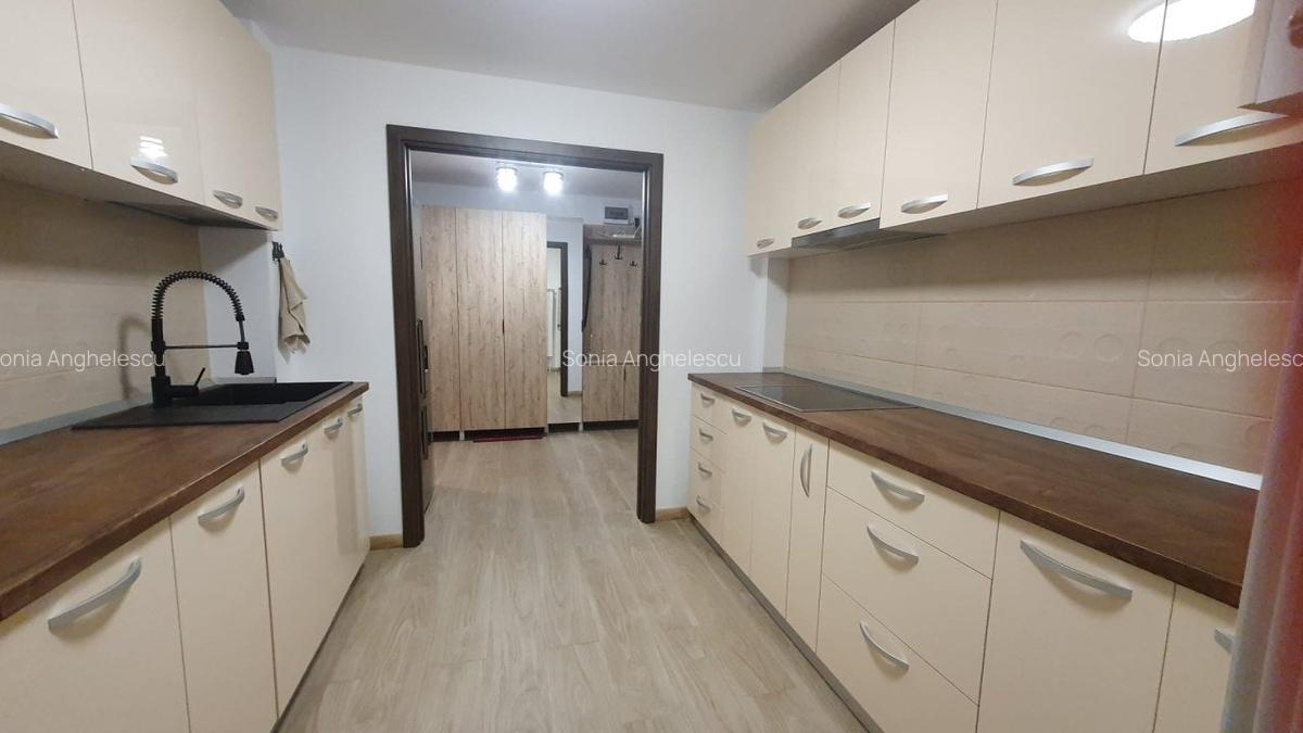 Apartament cu doua camere decomandat - 3