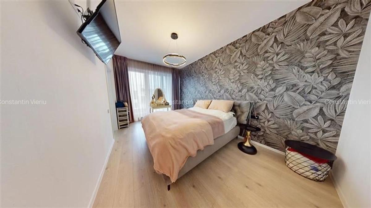 Apartament cu 3 camere decomandat, mobilat în Tractorul - 4