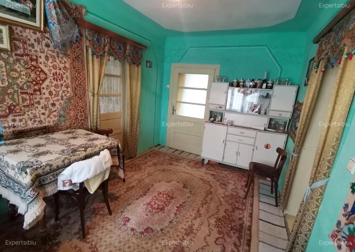 VAND CASA 4 camere ,curte si gradina de 536 mp,sat.Rod - 16