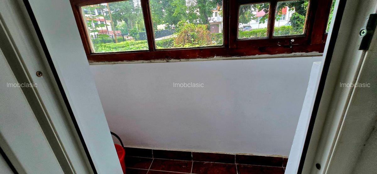 Parter, micro9 Târgoviște, str. Prof. A. Vasilescu ,vânzare apartament 2camere - 11