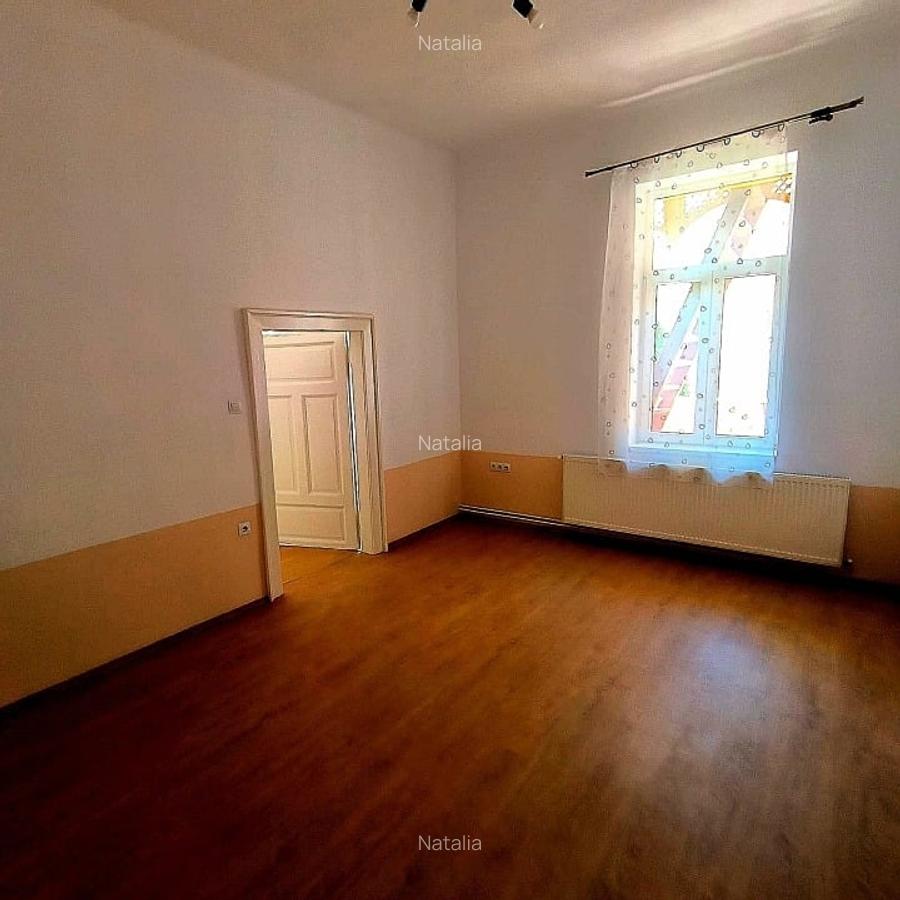 Apartament la curte comună - 3