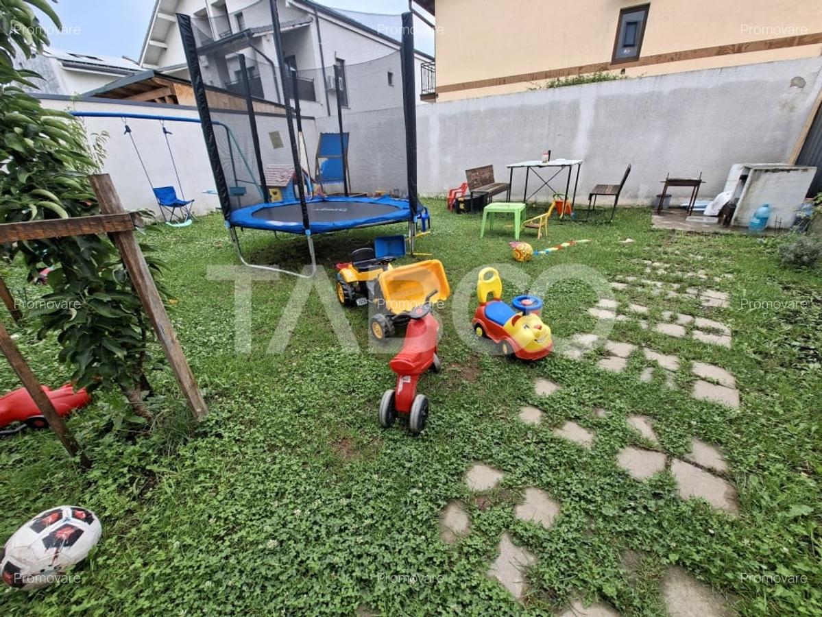 Apartament de vanzare 2 camere la etaj 1 + bloc cu gradina privata - 8