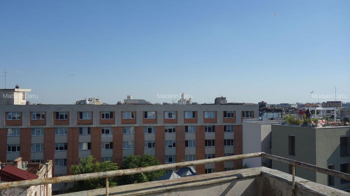 Calea  Victoriei-Piata Sfintii Voievozi: 171mp+55 mp terasa - 19