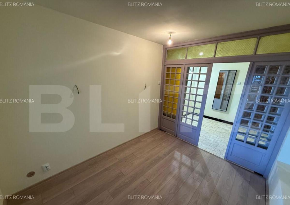 Apartament 3 camere, 104 mp, zona KM 0 - 5