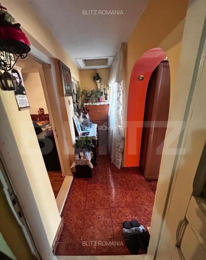 Casa individuala, zona centrala, 2 camere - 1