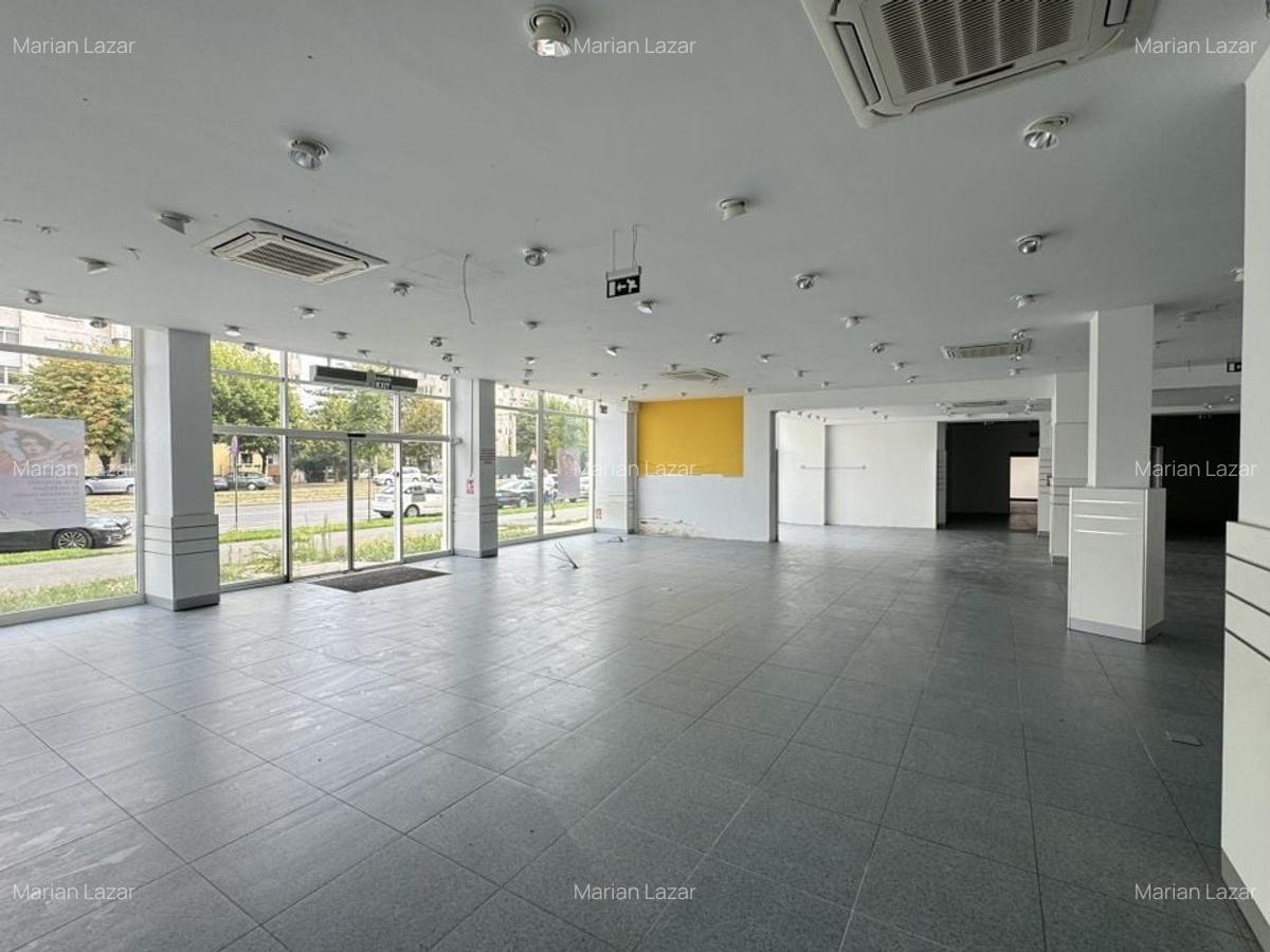 Spatiu Comercial de inchiriat Aurel Vlaicu - 2
