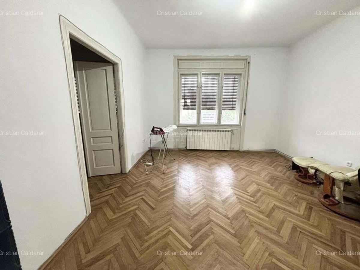 Apartament cu 3 camere - 91 mp utili - centru - Locatie excelenta - posibilitate de compartimentar - 3