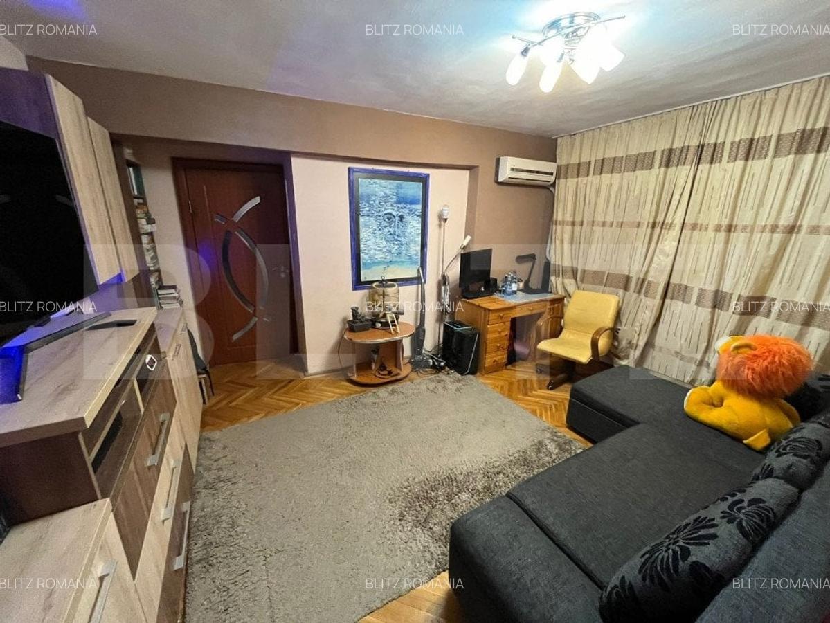 Apartament 3 camere de vanzare, 75 mp, zona Dacia - 11