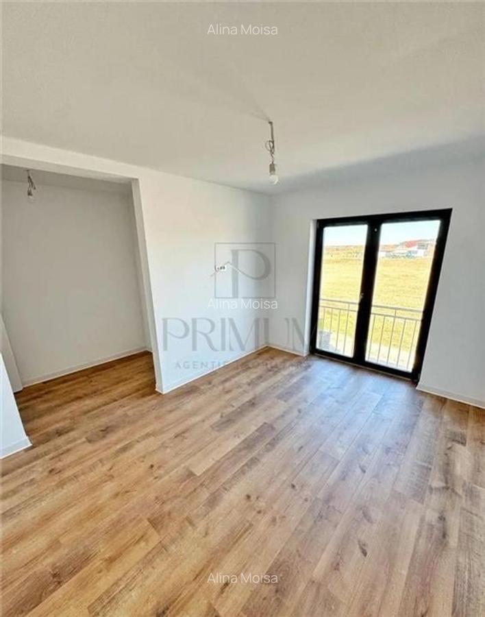 Duplex despartit prin camera tehnica - finalizat - teren 365 mp - 7