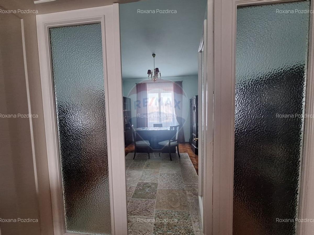 Apartament cu 4 camere de inchiriat in zona Ultracentral - 13